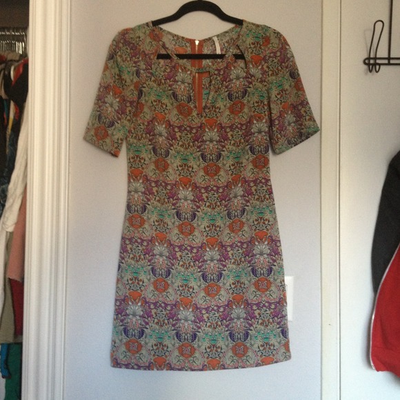 Floral Print Shift Dress