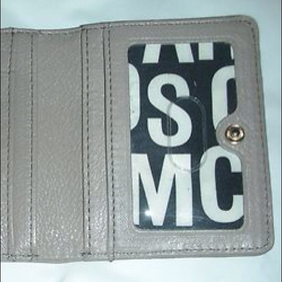 ❌SOLD on EBAY❌Marc Jacobs Bifold Beige Wallet - Picture 3 of 4
