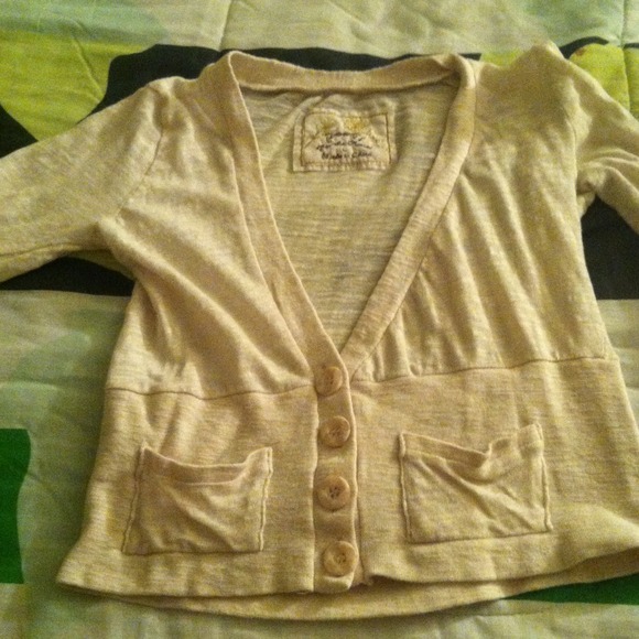 Cream color jacket - Picture 1 of 1