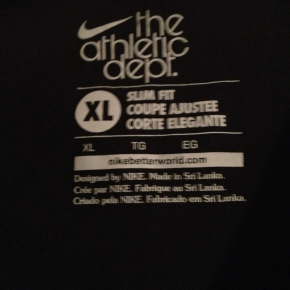 Authentic Nike Black tee XL in size. - Picture 3 of 3