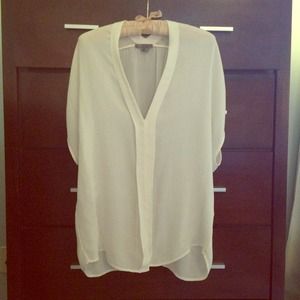Vince 100% white top