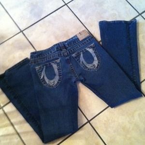 ✨REDUCED✨True Religion 28