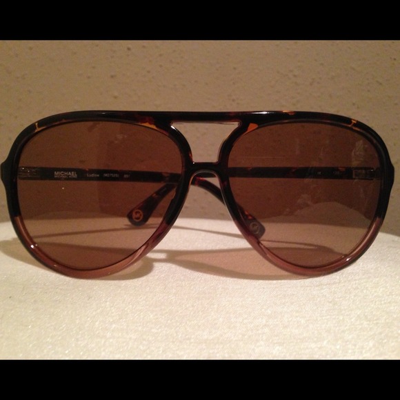🚫SOLD🚫Michael Kors Sunglasses
