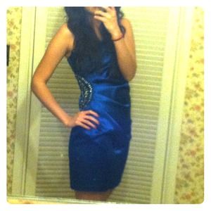 Lovely jeweled cocktail dress! (BCX)