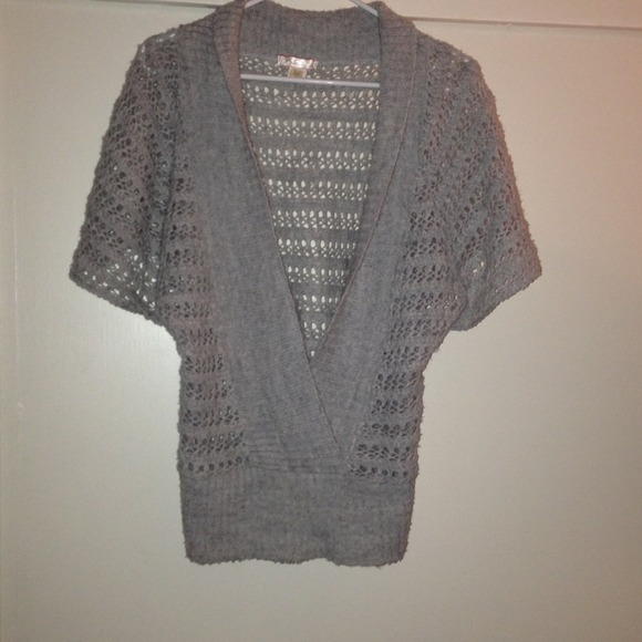 ⛔SOLD⛔Grey Sweater
