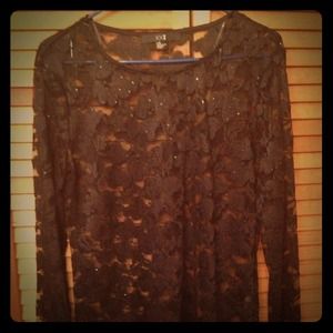*** SOLD IN BUNDLE ** Long sleeve lace top