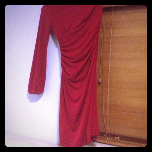 Maggy London red one arm dress