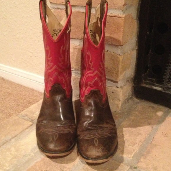 Cowgirl boots size 6 - Picture 2 of 2