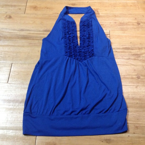 Cute Ruffle Halter - Picture 2 of 3