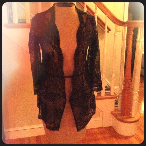 Exquisite lace cardigan
