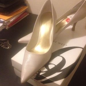 Ivory Small Heel, Pointy Toe Shoes