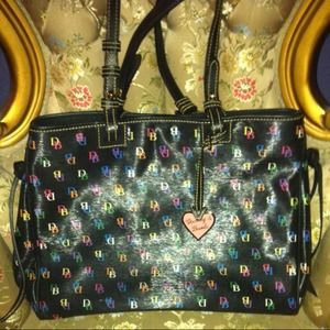 Authentic D&B Signature Shiny IT Colette w/ Tassel