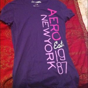 New never worn aero t shirt