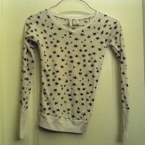 White star patterned henley t shirt