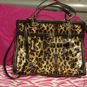 NWOT Guess leopard handbag 🐆👜