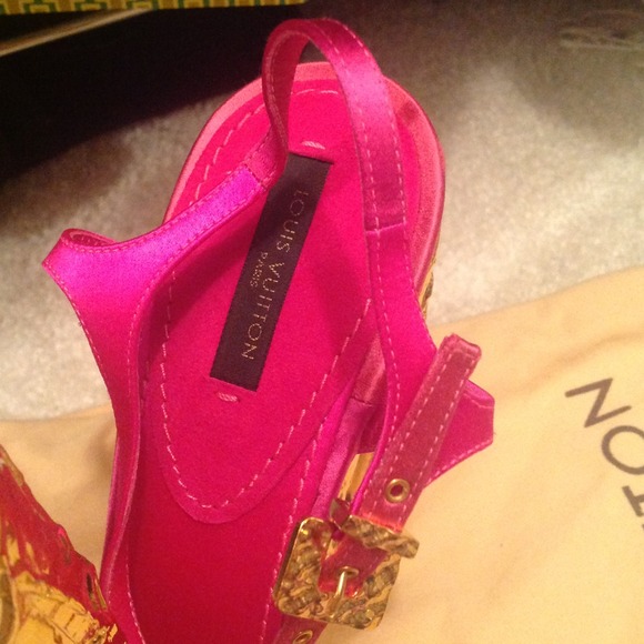 SOLD✨✨✨Louis vuitton shoes - Picture 3 of 3