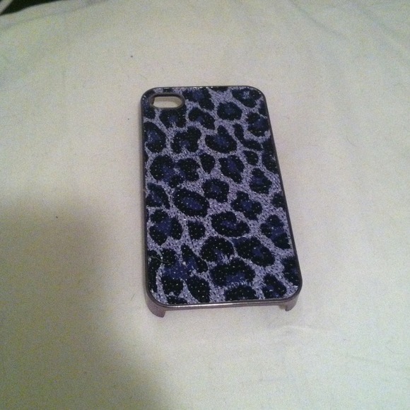 ❌ TRADED ❌Purple cheetah print iPhone 4/4s case
