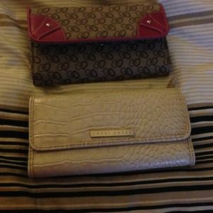 💢Sold💢2 beige wallets