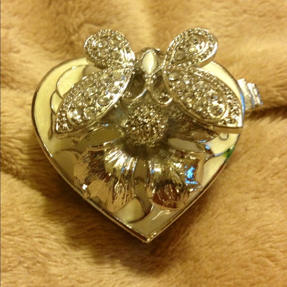 Ring Holder Box📦 - Picture 3 of 4