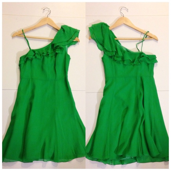 AX Silk Green Crepe Dress