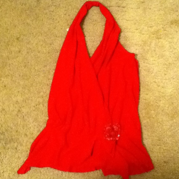 💋SOLD IN BUNDLE💋 Cute red halter top
