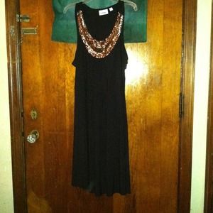 Cute Black dress w/sequins