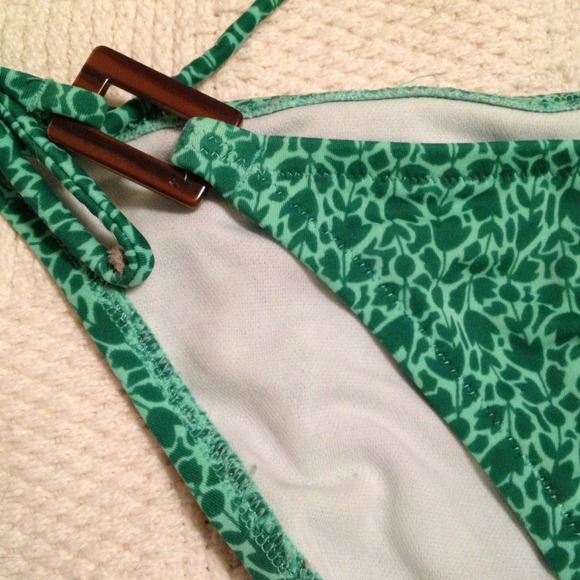 Shades of green Triangle Top Tie Bikini - Picture 2 of 3