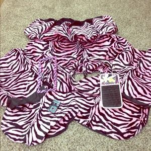 CAR SET BUNDLE OR SEPARATE