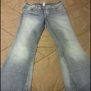 Silver jeans for @wyobikergirl