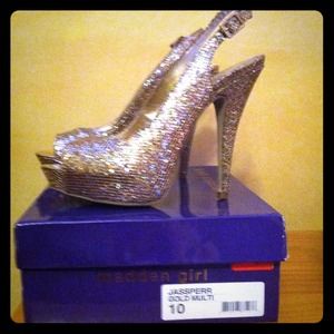 💢RESERVED $12 for @rnelson1 💢Madden Girl pumps