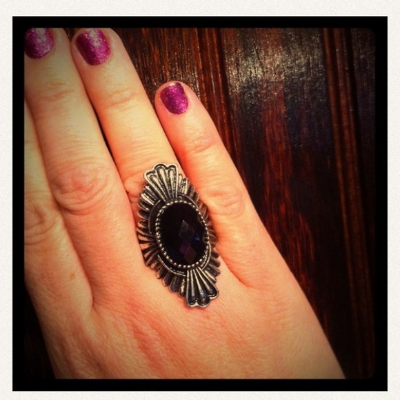 HPSilvertone onyx type ring  sunburst design os - Picture 2 of 2