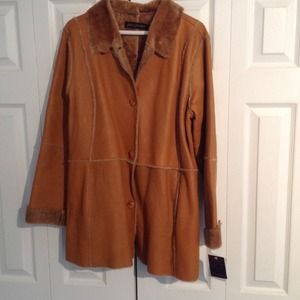 Leather and shearling light jacket from Argentina.