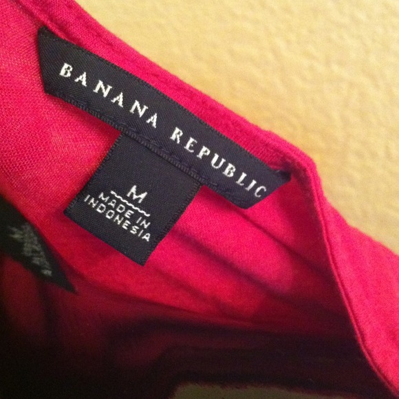 ReservedB.R Raspberry Ruffle Shirt - Picture 4 of 4