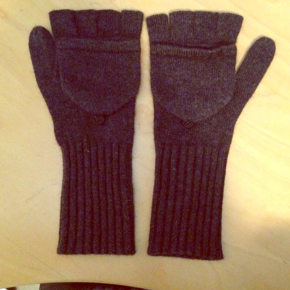 🚫SOLD🚫JCREW dark grey mittens🚫SOLD🚫