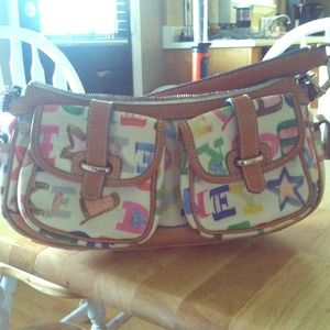Signature Dooney & Bourke