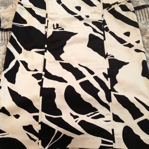 Black and beige print skirt