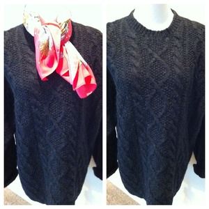 ⁯🌟🌟 Warm and cozy hand knit wool JCrew sweater!