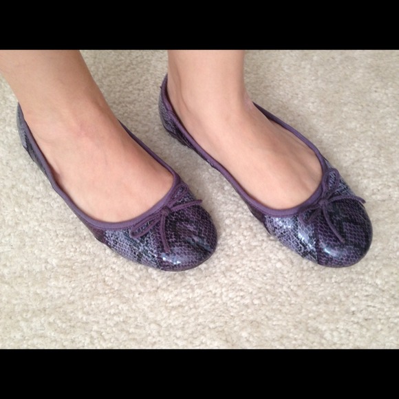 flat - Picture 2 of 2