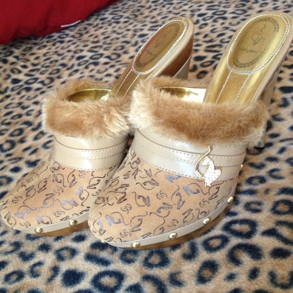 Reserved Baby Phat high heels