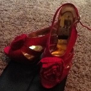 Fuchsia pumps! Size 8 nwot