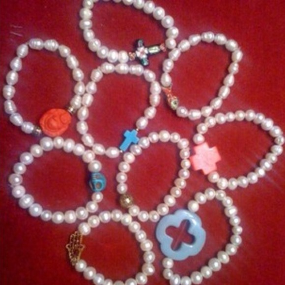 Sweet water pearl bracelets custom made!❤💛❤