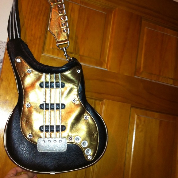 💟BUNDLE💟 Guitar Purse & Shirt!