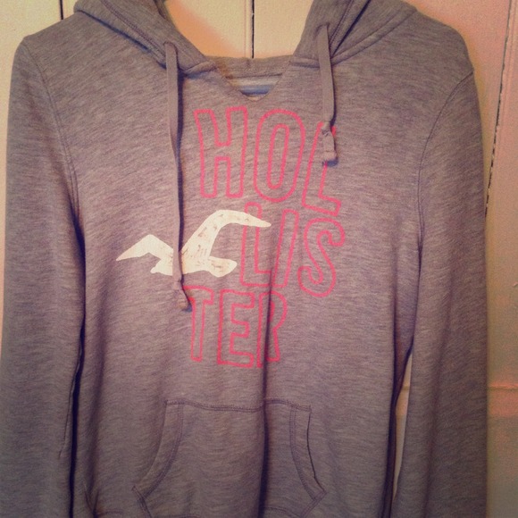 Grey Hollister sweatshirt! Super soft.