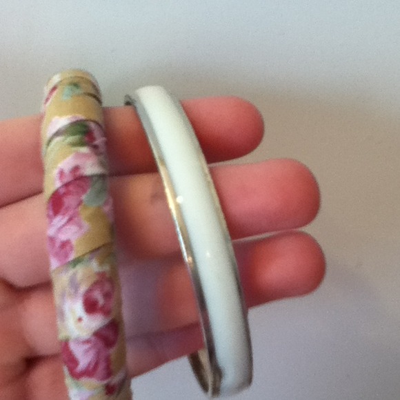 Bangles - Picture 3 of 3