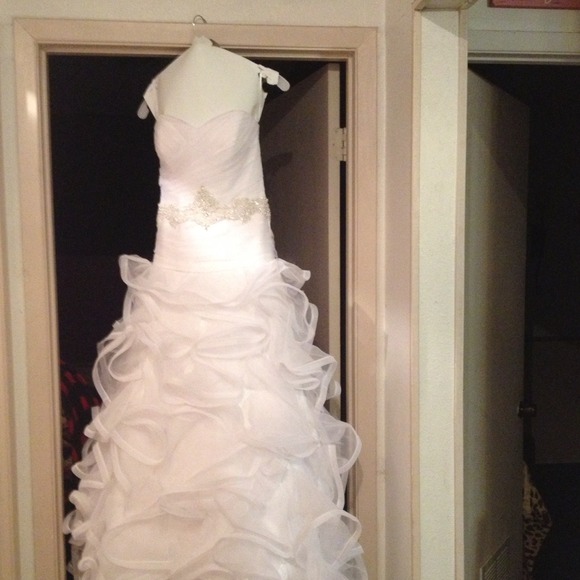 Galina Signature Wedding Dress