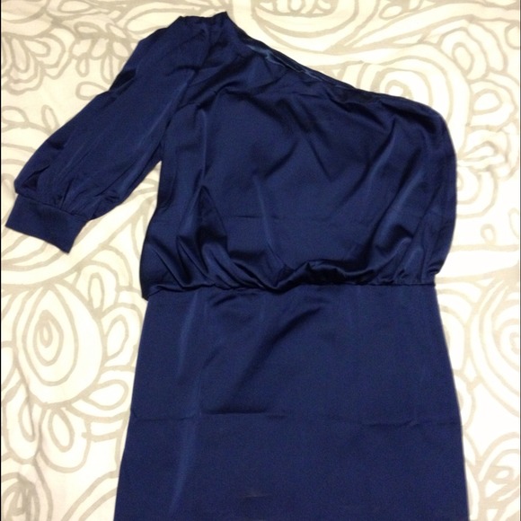 One-Shoulder Cocktail Dress by Blaque Label NWT - Picture 2 of 3