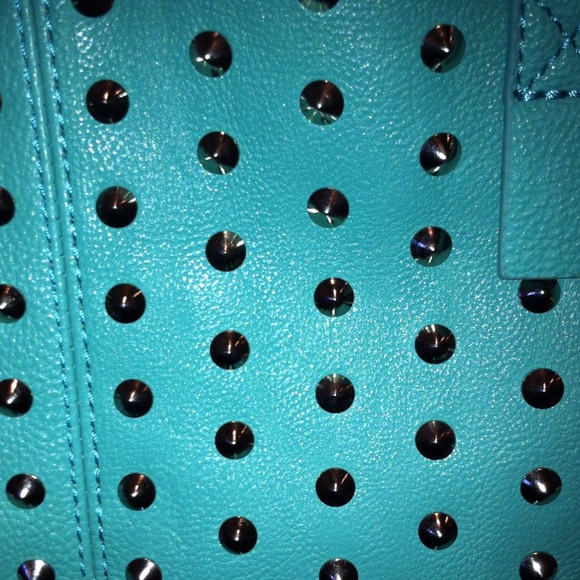 ❌SOLD❌NEW Steve Madden Handbag Studded-Turquoise - Picture 3 of 4