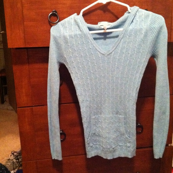 💢SOLD💢Aeropostalelight blue hoodedsweater XS