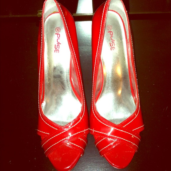 👠Red patent pump size10👠