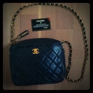 Authentic Vintage Chanel Navy Quilted Shoulderbag